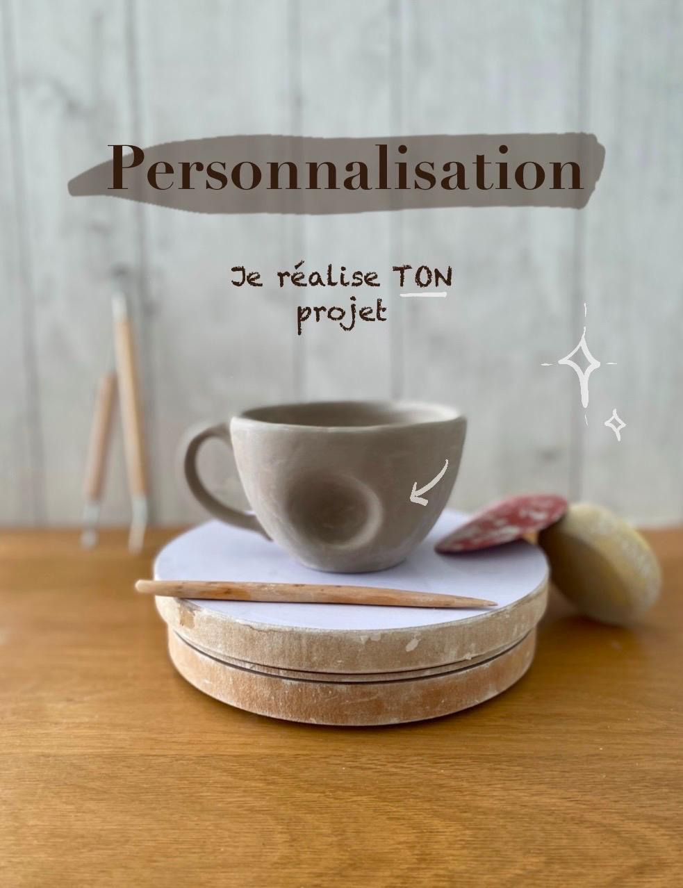 Pré-commande Tasse PERSONNALISÉE, sur-mesure, PERSONNALISATION. Fait main, artisanale.(animaux, motifs floraux, feuilles, céramique, tasse à café, thé)